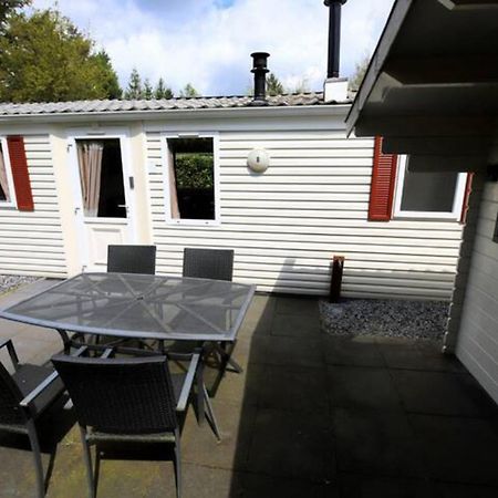 Charmante Woning Op Rustig Park Met Fietsen Epe Exteriör bild